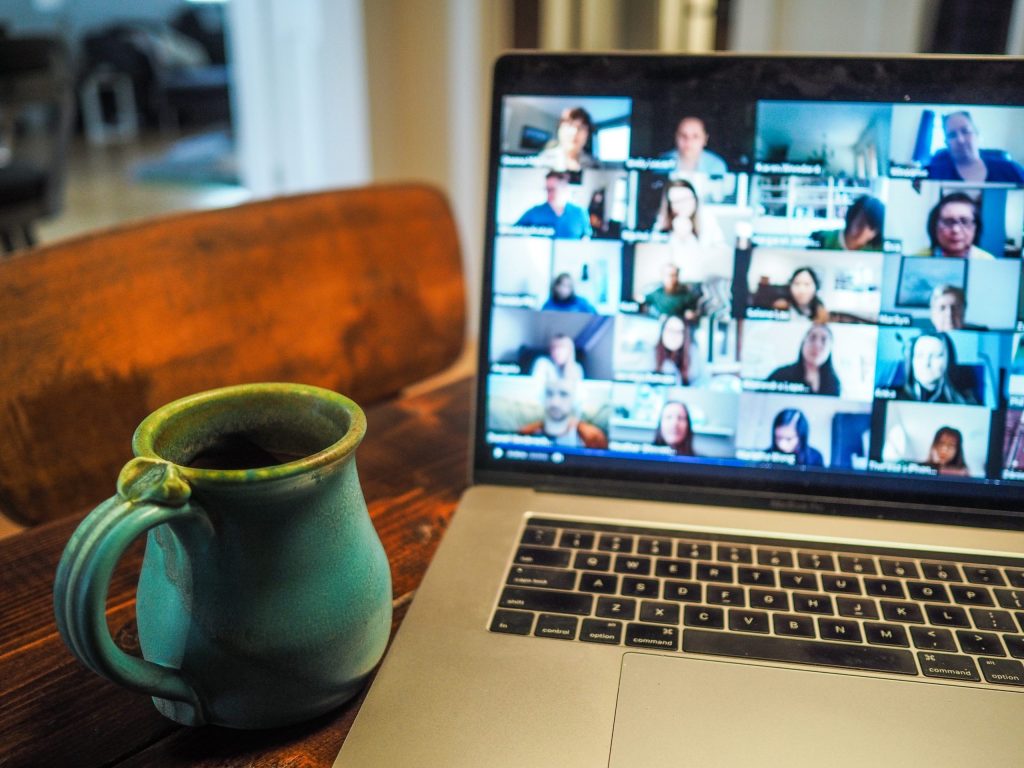 what video conference apps Hispanics use